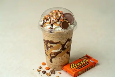 Reese's Bar Milkshake 